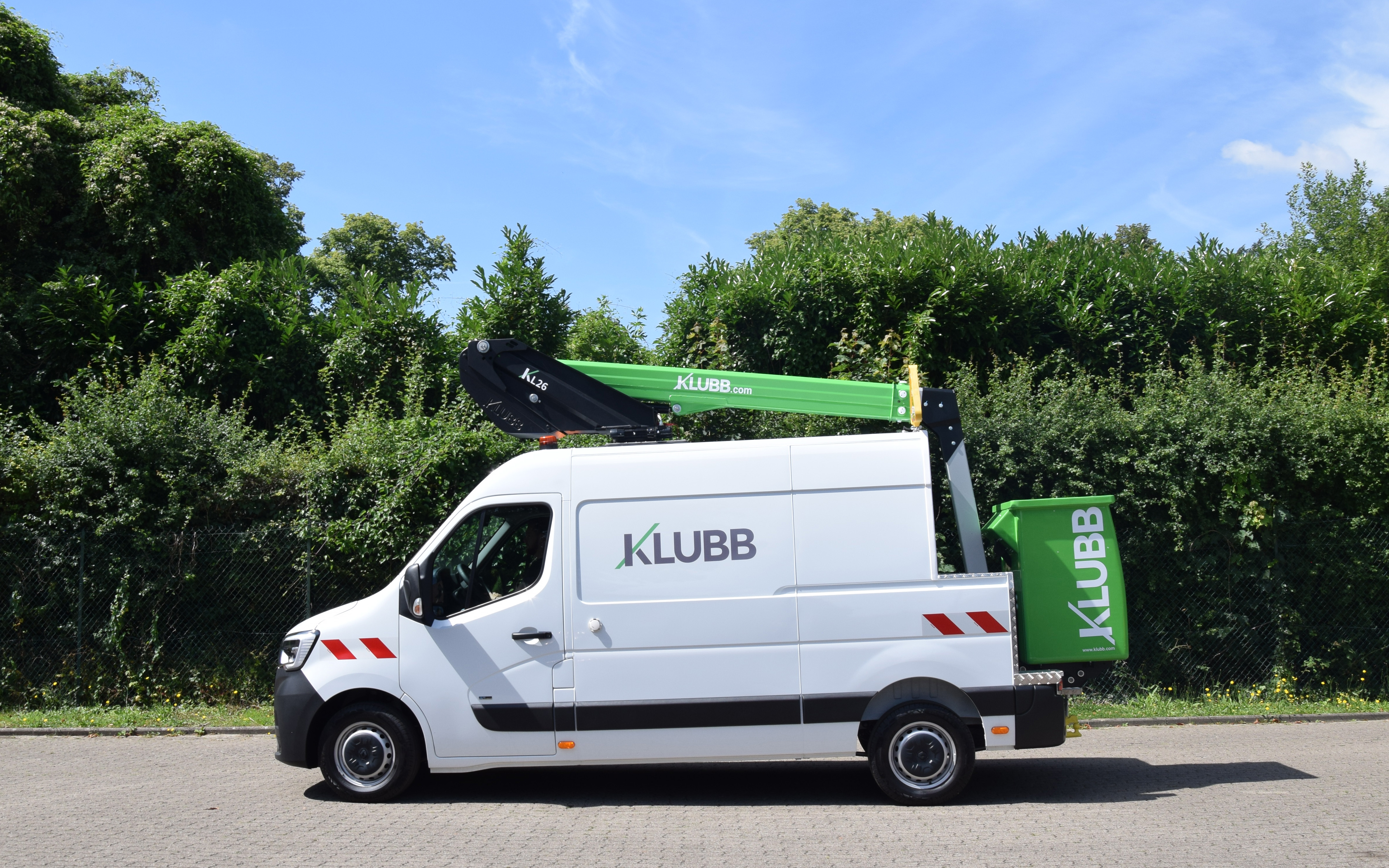 THERMISCH, HYBRID, ELEKTRISCH: WIE IST DER CO2-FUSSABDRUCK IHRER HUBARBEITSBÜHNE?