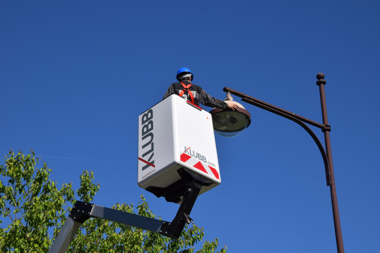 The K26 platform mounted on a cutaway van: a best-seller for street lighting installation and maintenance