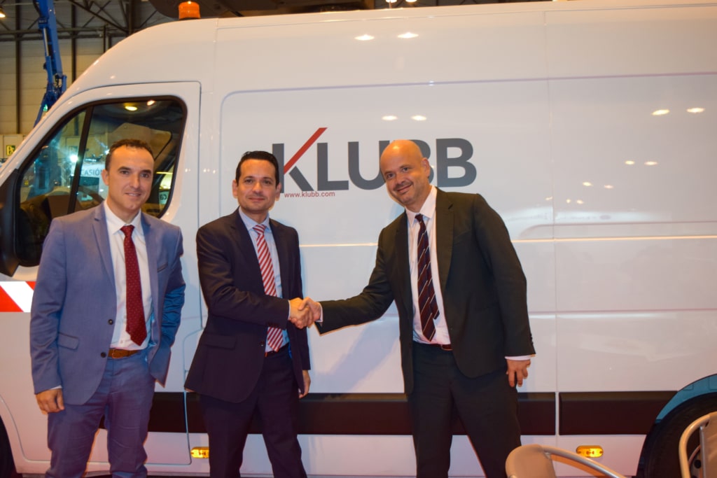 Vehicle mounted lift manufacturer Klubb appoints ACR in Spain