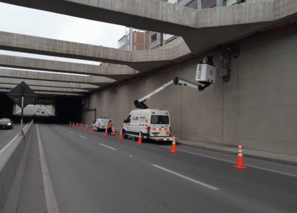 Barquilla Klubb K42P sobre Van Aplicada en CCTV y Alumbrado Público – Equans (Perú)