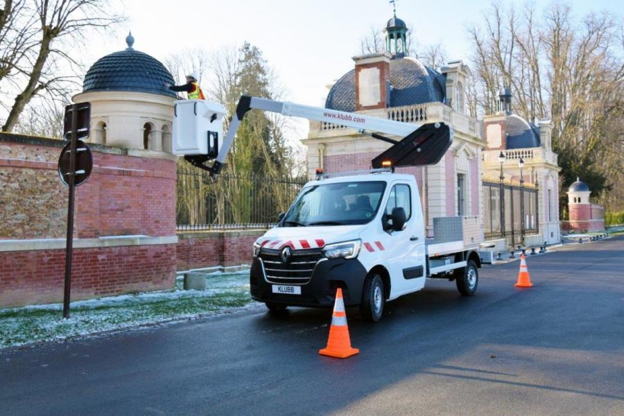 Are you able to build a Renault Master aerial platform up to the latest standards?