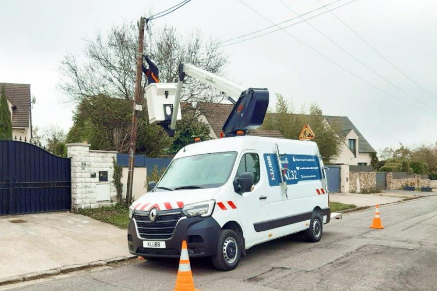 How to use a cherry picker?