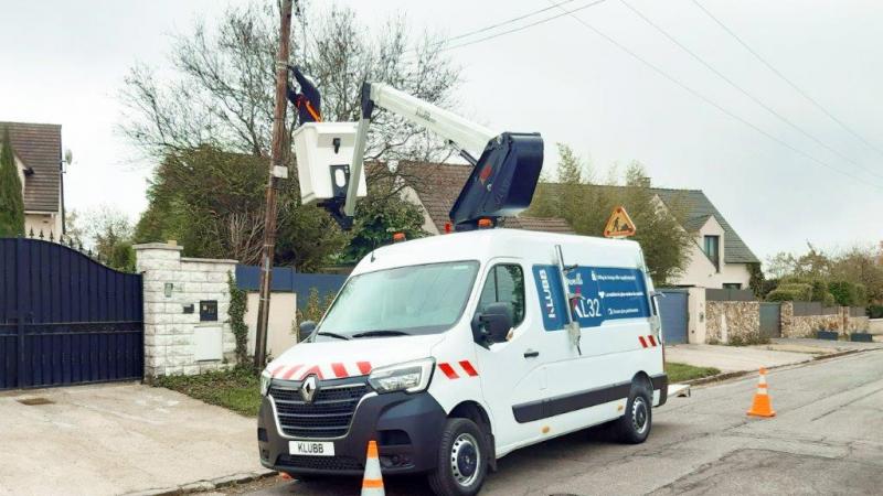 How to use a cherry picker?