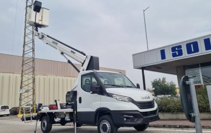 18m telescopic aerial platform on iveco daily diesel pt 180 e