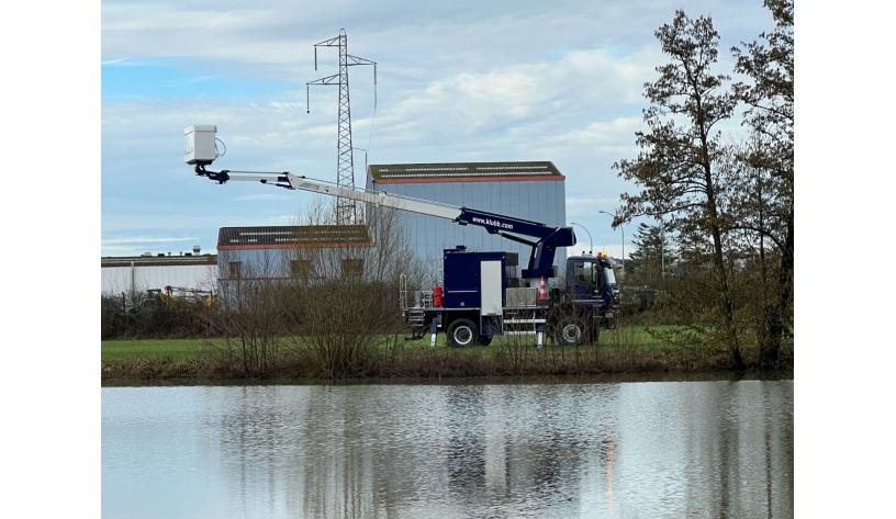 18m telescopic aerial platform on truck e18p 4x4