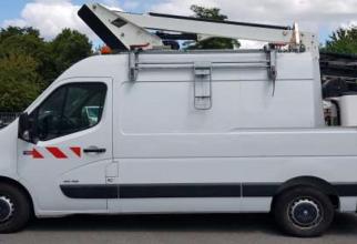 file n1163 aerial platform etl26 on a renault master van