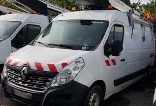 file n1187 aerial platform k32 on a renault master van