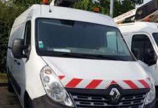 file n1189 aerial platform k32 on a renault master van