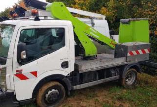 file n1224 aerial platform topy 11 on a renault maxity chassis