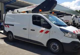 file n°1141 aerial platform k21 on a renault trafic