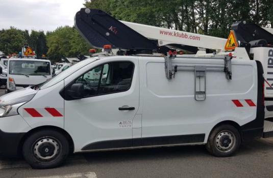 file n1180 aerial platform k21 on a renault trafic van