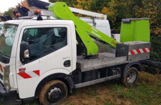 file n1224 aerial platform topy 11 on a renault maxity chassis