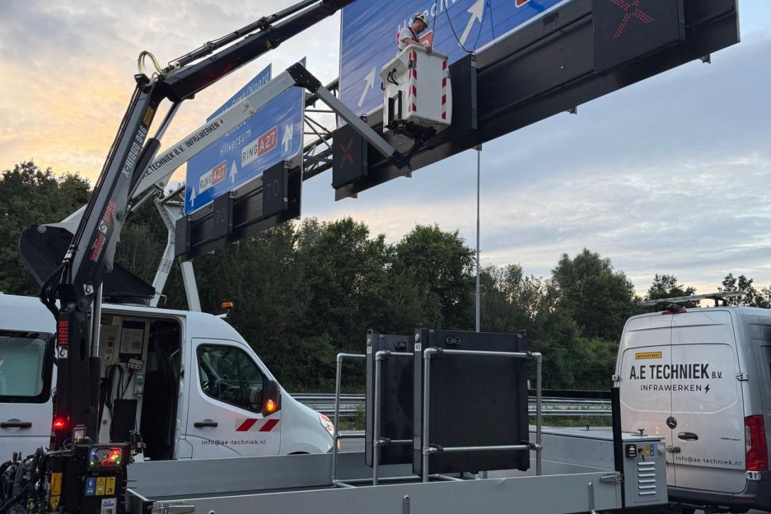KL32 supporting road infrastructure maintenance in the Netherlands