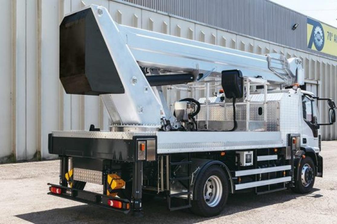 36m truck mounted telescopic aerial platform ptjj 36.29s