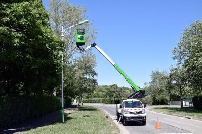 kl26 aerial platform on a piaggio porter np6