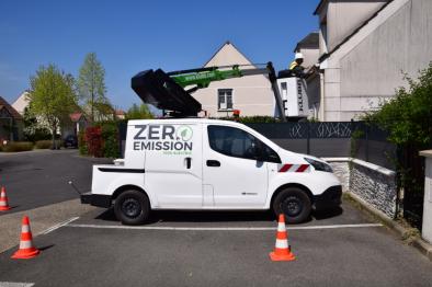 k20 aerial platform on nissan e nv200