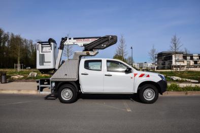 k20 aerial work platform mounted on isuzu d max pickup