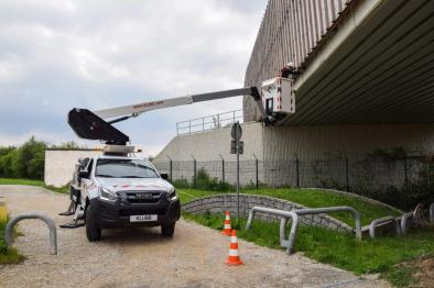 kl26 aerial platform on an isuzu dmax