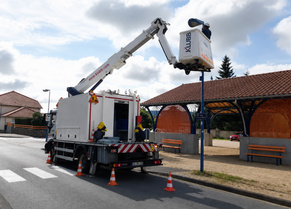 Does a Workshop Body Affect the Performance of a Truck-Mounted Access Platform?