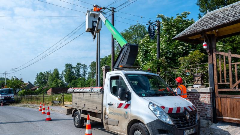 Working at Height: How Network Technicians Can Reduce the Risks
